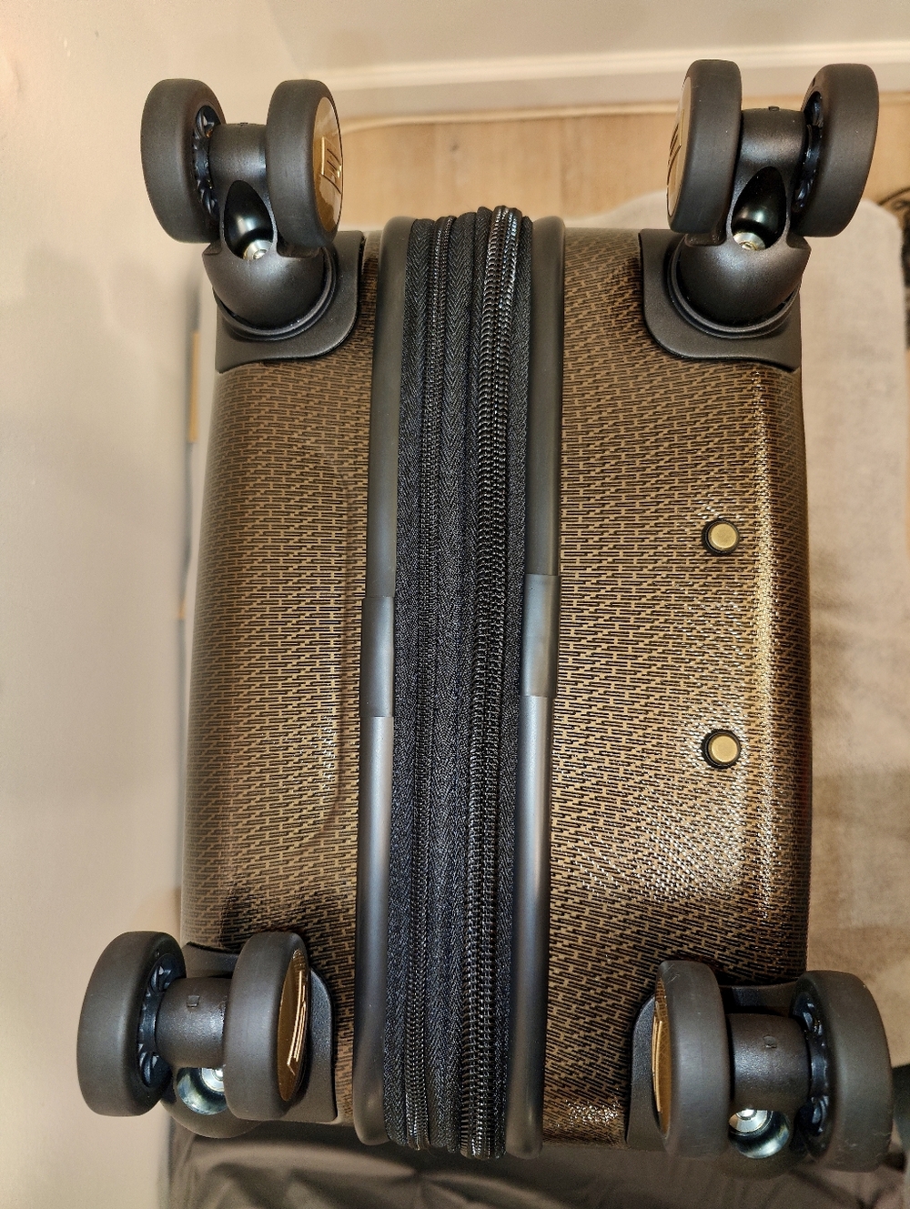 NWT Hartmann Century Deluxe Expandable Carry-On Spinner - Bronze - Picture 5 of 16